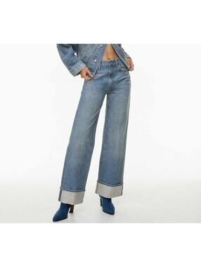 Aritzia Denim Forum The ‘90s Hi-Rise Loose Cuff Wide Leg Blue Denim Size 28 EUC